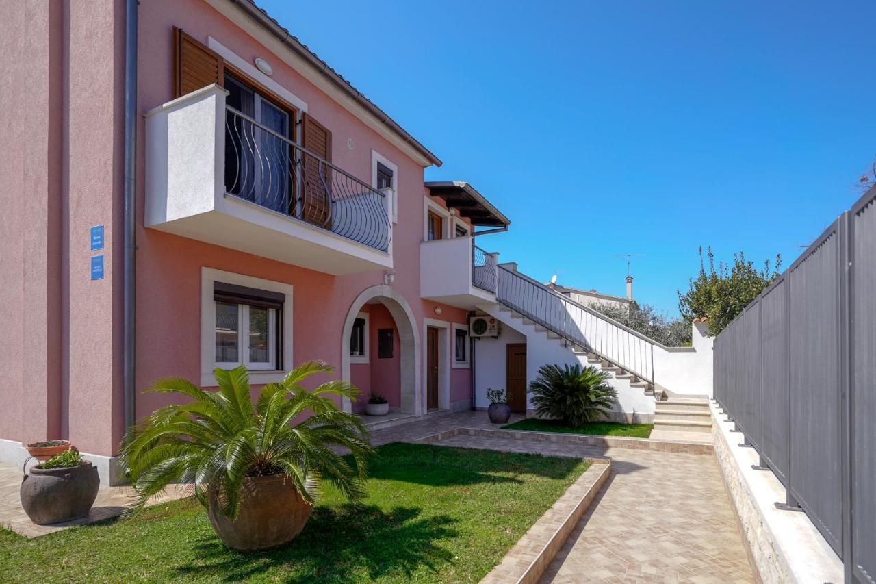 Apartments Palm View Rovinj Buitenkant foto